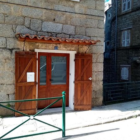 Appartement Cours Bonaparte Sartène Eksteriør billede